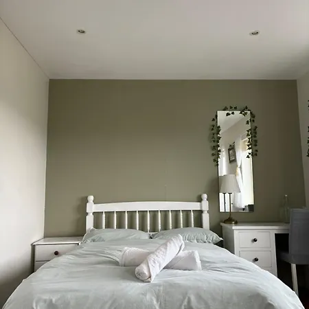 فندق مبيت وإفطار Aran Walkers *