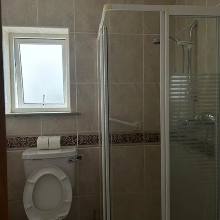 Aran Walkers Bed & Breakfast Inis Mor