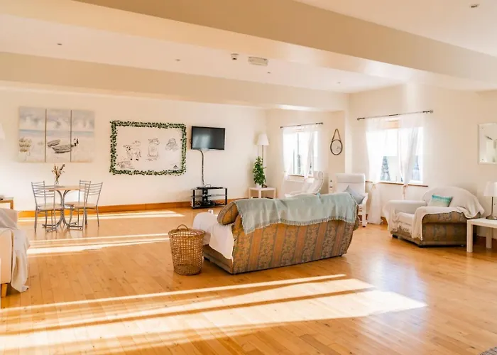 Aran Walkers Bed & Breakfast *