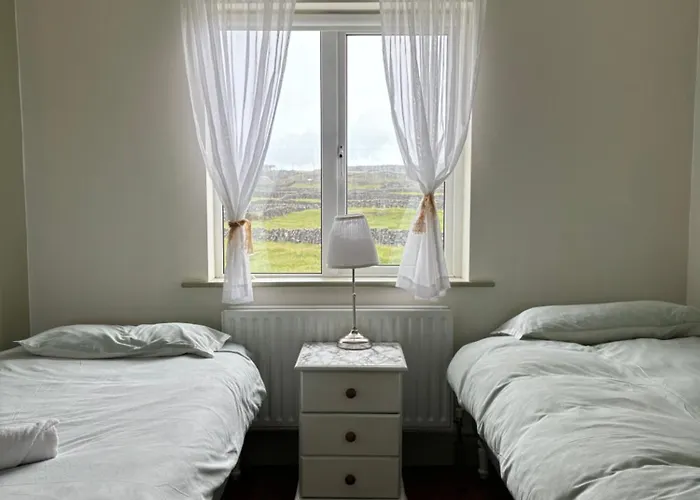 Aran Walkers Inis Mor